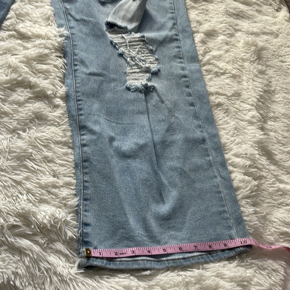 Fashion Nova Vibin Vintage 90's Slacker Straight Leg Jeans - Picture 5 of 10